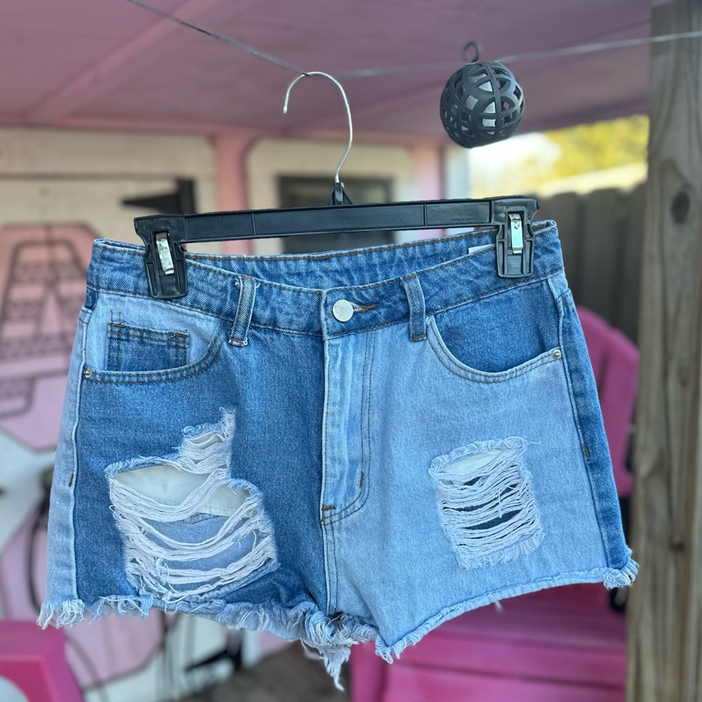 two tone denim shorts
